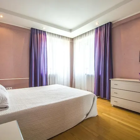 Aparton Kazarmenniy Pereulok 4 Apartment Minsk